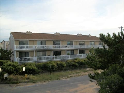 Front of Building is Parallel to the Beach Facing the Street on New Orleans