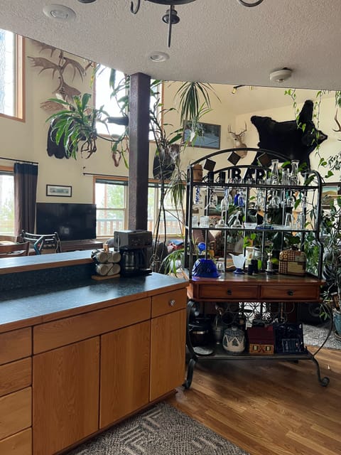 Open concept kitchen, living room, and dining area