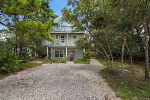 30A Blue Lake Cottage - Front of Home