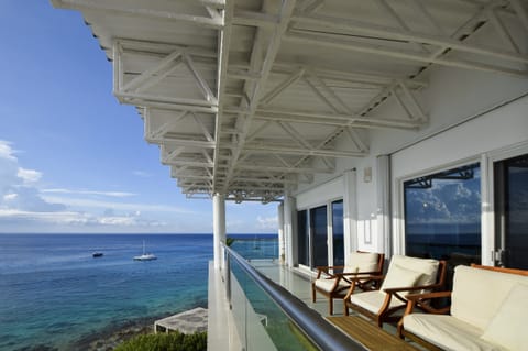 Stunning corner terrace views