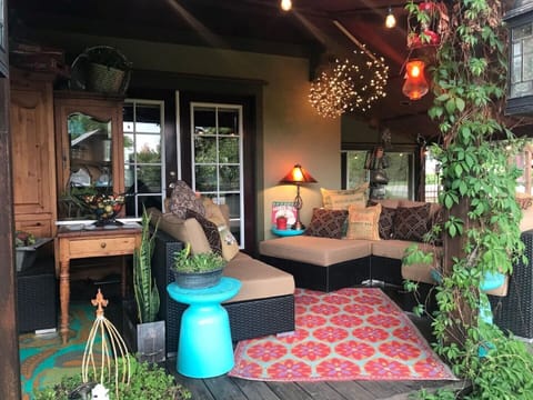 The outdoor living area...