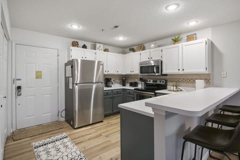 Beautifully updated kitchen with everything you need to prepare your meals!