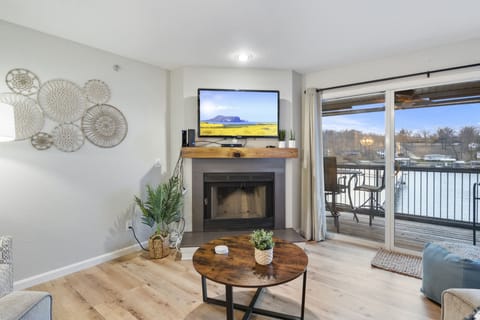 Spacious living room w amazing sunsets.  TV has cable and streaming capabilities