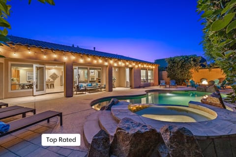 Leave your worries at the door and relax at the Carefree Hideaway!