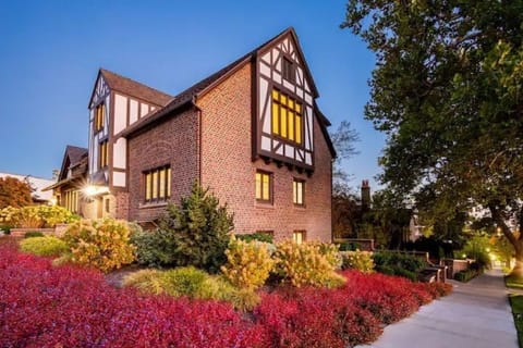 100 Year Old Renovated Luxury Downtown SLC Tudor.