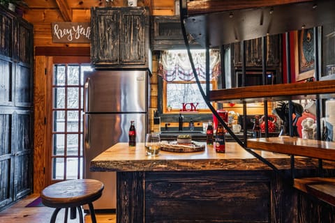 This kitchen might be small but you can definitely prepare a mean meal with it :P