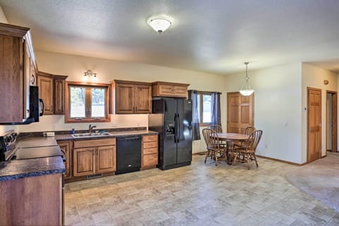 Kitchen | Stove/Oven