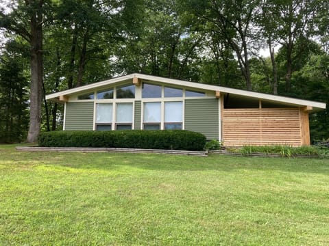 Beautiful chalet in the Laurel Highlands