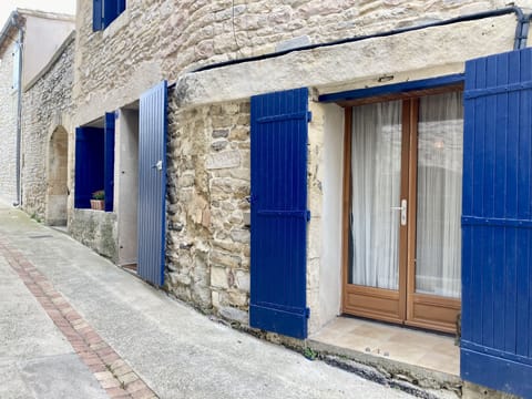 A maison de village going back to the 17th century