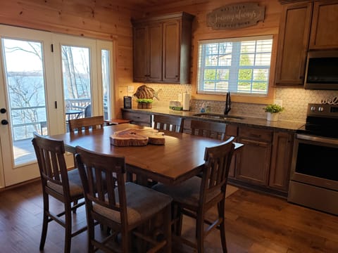 Fully stocked kitchen.