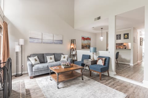 Modern and Spacious 2 BR Townhome