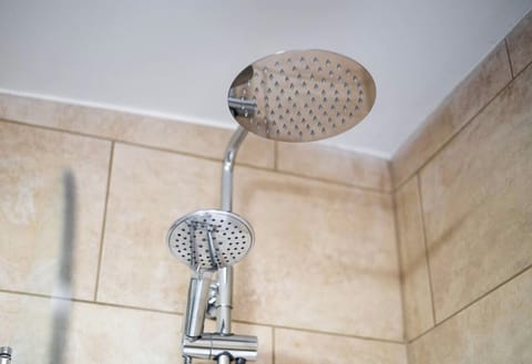 Hand-held showerhead