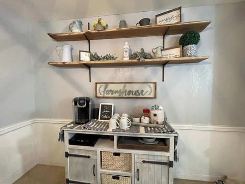 [Duplex Side A] the perfect little coffee station