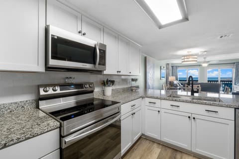 Samsung range and microwave.