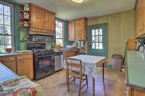 Fully Equipped Kitchen | 1st Floor