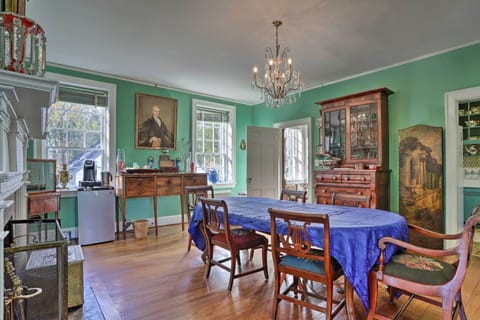 Dining Room | Dishware & Flatware