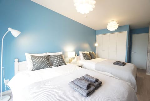 Bedroom 1 double bed 2