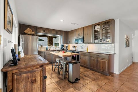 Fully stocked kitchen