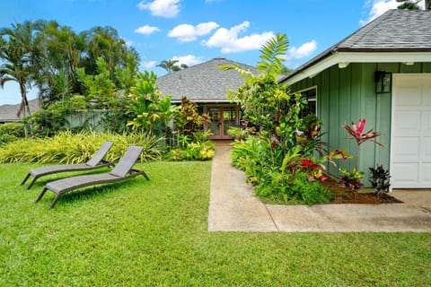 Open Grassy Front Yard - Located on a Cul-De-Sac