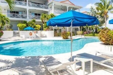 Main pool deck