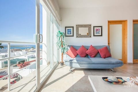 Step on the balcony to enjoy that view!