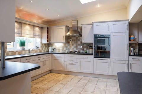Well equipped kitchen