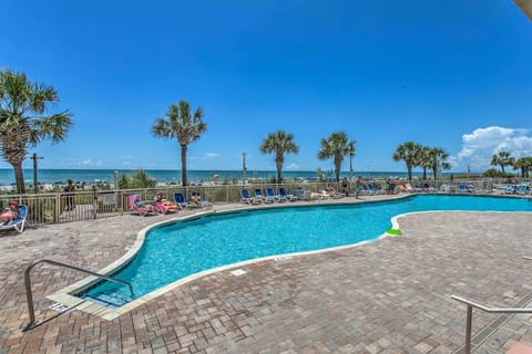 North Myrtle Beach Vacation Rental | Studio | 1BA | Step-Free Access | 395 Sq Ft