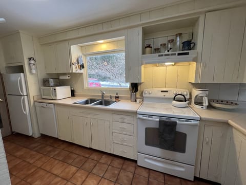 Thoughtfully, well appointed kitchen