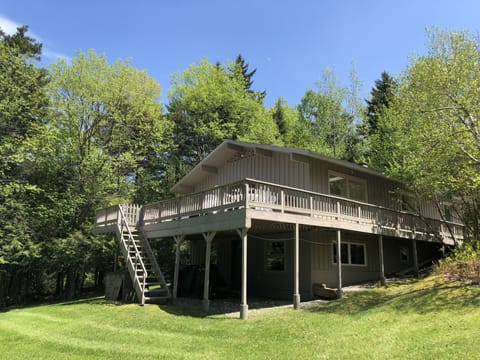 2 level chalet with deck overlooking golf course with views of the valley