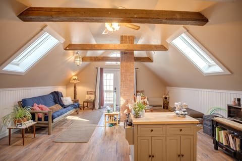 The LoftThe  by Lo
