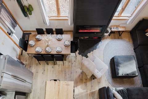 2024-12-15_KS_650 Birch Bend-6B2A9344-HDR