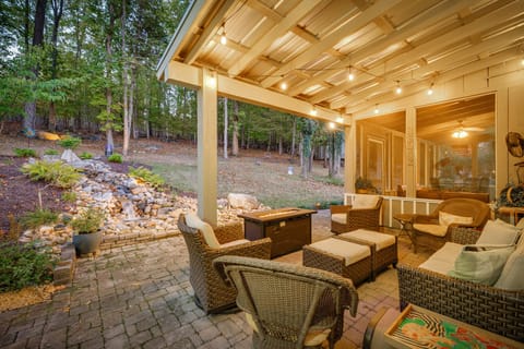 If tranquility is what you're searching for, you've found it at Canoe Cabin!