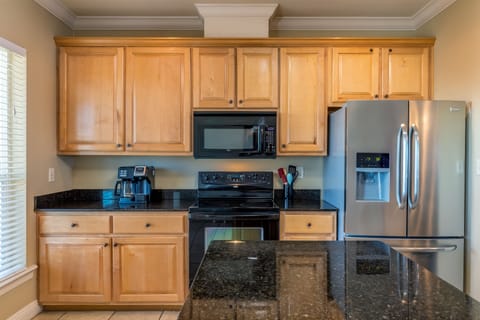 KeyWester Fully Equipped Kitchen