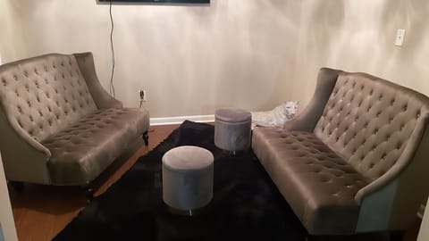 Relax in our cozy dinning room 