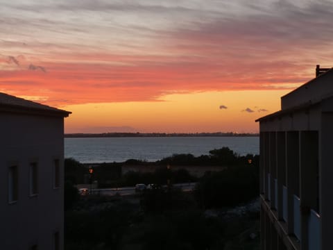 Beach/ocean view