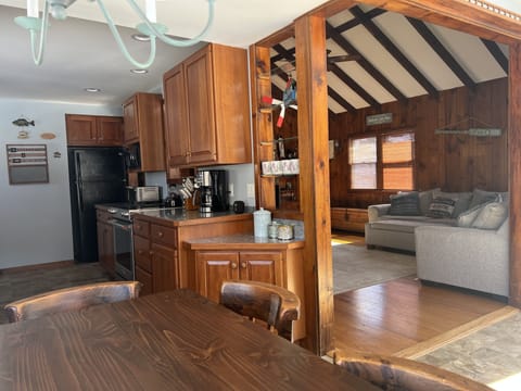 Open floor plan with lots of light. 