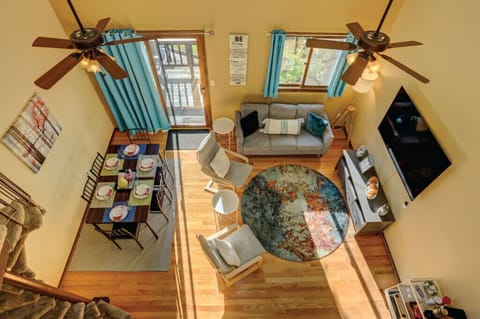 Newly renovated condo with loft