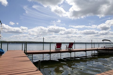 Long private dock with plenty of room for sitting as well as tying up your boat