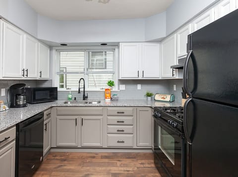 Stocked kitchen. Everything you need to cook a full meal - just bring the food!