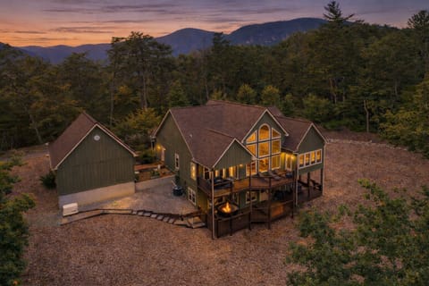 Welcome to Mountain View Retreat!