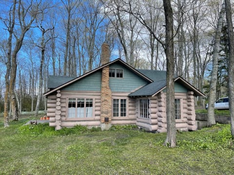 5d4a7f0f-4f68-4779-a831-e5d01a4588bf