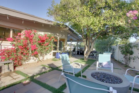 Phoenix Vacation Rental | 3BR | 2BA | 1,637 Sq Ft | Half-Step to Enter