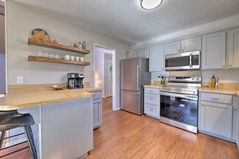 Kitchen | Fully Equipped