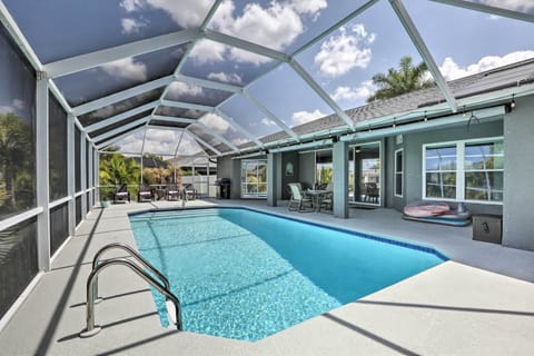 Cape Coral Vacation Rental | 2BR | 2BA | Step-Free Access | 1,626 Sq Ft