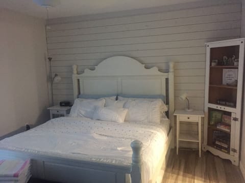 King Bed