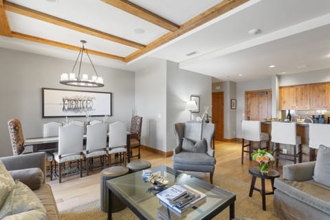 Living Room, Furniture, Indoors, Home Decor, Table