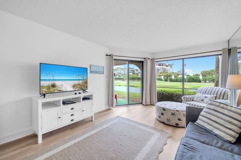 Welcome to Edgewater Golf Villa 1304- Sun and Water