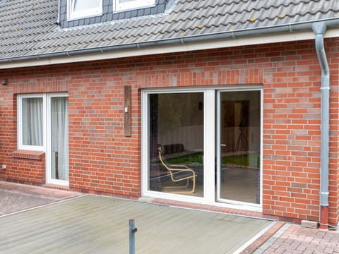 Property, Window, Building, Wood, Brickwork, Brick, Door, Architecture