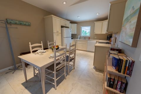 Hidden Oasis Kitchen and Dining Table