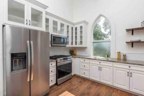 A4c0681b 840d 465b a018 2189a0b38c1b